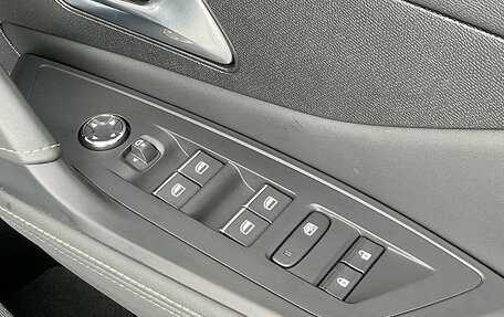 Peugeot 308, 2023 год, 1 690 000 рублей, 25 фотография