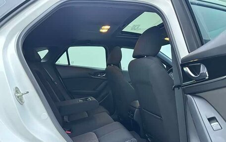 Mazda CX-4, 2021 год, 2 390 000 рублей, 10 фотография