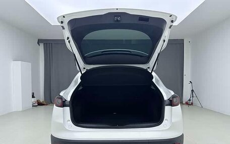 Mazda CX-4, 2021 год, 2 390 000 рублей, 22 фотография