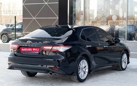 Toyota Camry, 2018 год, 2 900 000 рублей, 5 фотография