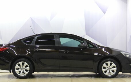 Opel Astra J, 2014 год, 795 800 рублей, 7 фотография