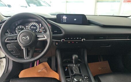Mazda 3, 2022 год, 1 700 000 рублей, 6 фотография