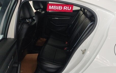 Mazda 3, 2022 год, 1 700 000 рублей, 5 фотография