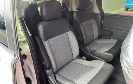 Honda Freed, 2024 год, 1 950 001 рублей, 15 фотография