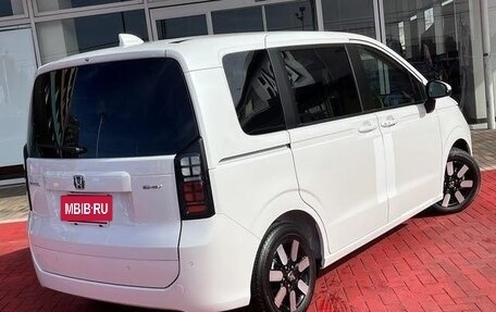 Honda Freed, 2024 год, 1 950 001 рублей, 4 фотография