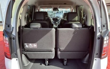 Honda Freed, 2024 год, 1 950 001 рублей, 18 фотография