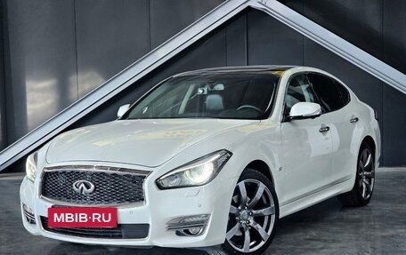 Infiniti Q70 I, 2015 год, 2 899 000 рублей, 3 фотография