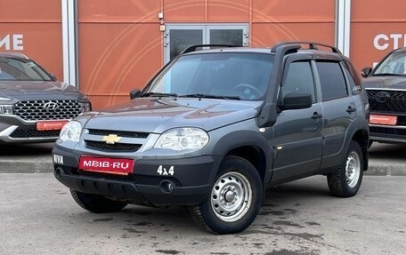 Chevrolet Niva I рестайлинг, 2017 год, 910 000 рублей, 1 фотография