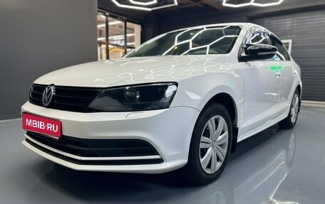 Volkswagen Jetta VI, 2015 год, 1 135 000 рублей, 1 фотография
