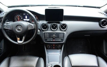 Mercedes-Benz GLA, 2017 год, 2 050 000 рублей, 10 фотография