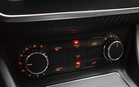 Mercedes-Benz GLA, 2017 год, 2 050 000 рублей, 16 фотография