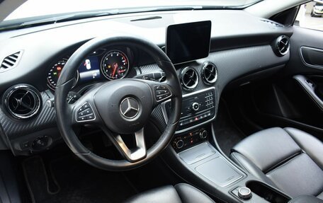 Mercedes-Benz GLA, 2017 год, 2 050 000 рублей, 17 фотография