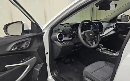 Chevrolet Trax, 2025 год, 1 700 000 рублей, 4 фотография