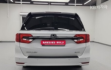 Honda Odyssey IV, 2022 год, 3 750 000 рублей, 3 фотография