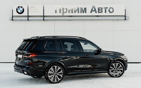 BMW X7, 2026 год, 18 фотография