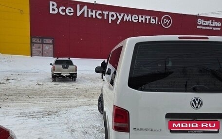 Volkswagen Caravelle T5, 2013 год, 2 300 000 рублей, 3 фотография