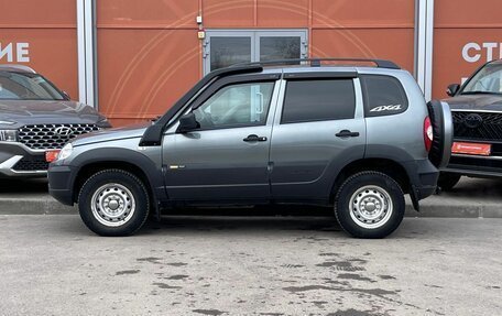 Chevrolet Niva I рестайлинг, 2017 год, 910 000 рублей, 8 фотография