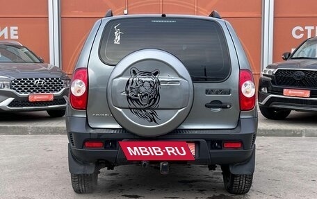 Chevrolet Niva I рестайлинг, 2017 год, 910 000 рублей, 6 фотография