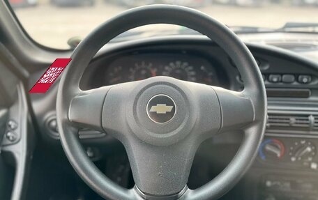 Chevrolet Niva I рестайлинг, 2017 год, 910 000 рублей, 10 фотография