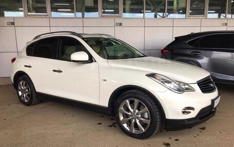 Infiniti EX, 2012 год, 2 100 000 рублей, 3 фотография