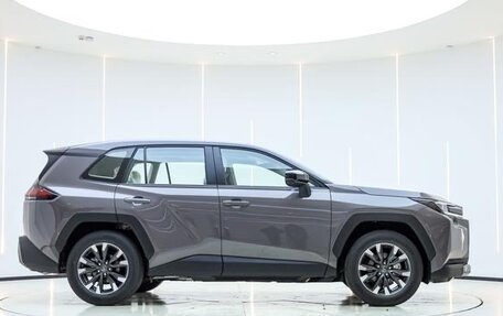 Toyota RAV4, 2025 год, 4 500 000 рублей, 4 фотография