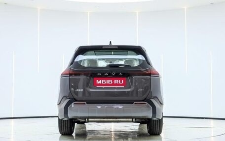 Toyota RAV4, 2025 год, 4 500 000 рублей, 6 фотография