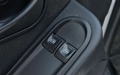 Renault Duster I рестайлинг, 2015 год, 835 000 рублей, 14 фотография