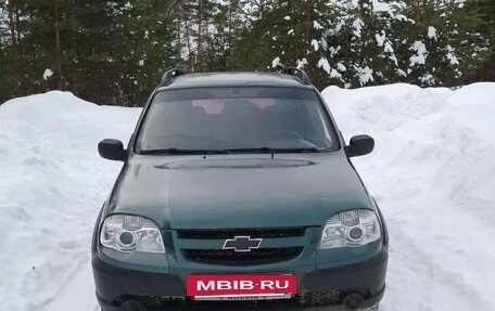 Chevrolet Niva I рестайлинг, 2012 год, 410 000 рублей, 2 фотография