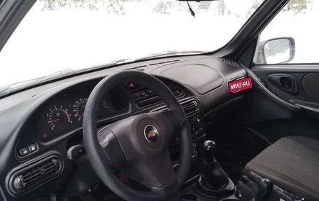 Chevrolet Niva I рестайлинг, 2012 год, 410 000 рублей, 8 фотография