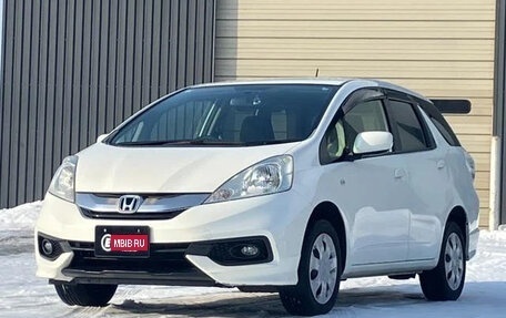 Honda Fit Shuttle I рестайлинг, 2014 год, 728 000 рублей, 2 фотография
