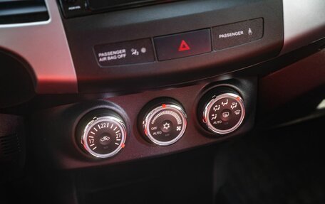 Mitsubishi Outlander III рестайлинг 3, 2012 год, 1 250 000 рублей, 19 фотография