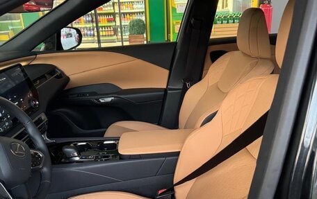 Lexus RX IV рестайлинг, 2025 год, 7 900 000 рублей, 7 фотография