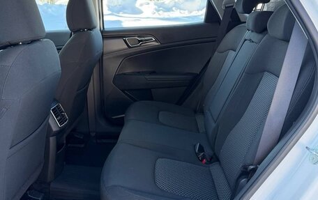 KIA Sportage IV рестайлинг, 2023 год, 3 390 000 рублей, 16 фотография