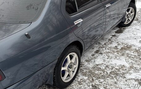 Nissan Bluebird XI, 1999 год, 300 000 рублей, 5 фотография