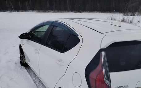 Toyota Aqua I, 2015 год, 1 099 000 рублей, 26 фотография