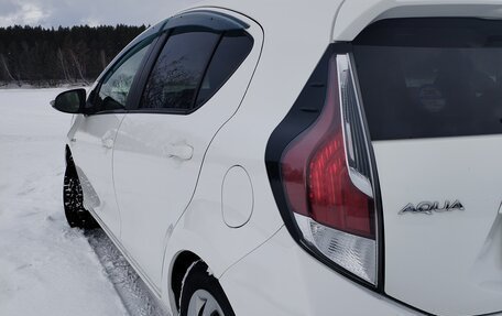 Toyota Aqua I, 2015 год, 1 099 000 рублей, 27 фотография