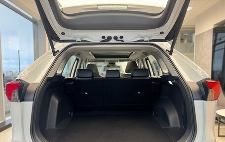 Toyota RAV4, 2025 год, 4 299 000 рублей, 28 фотография