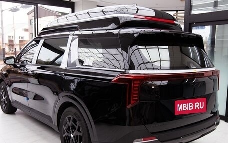 KIA Carnival, 2025 год, 9 950 469 рублей, 2 фотография