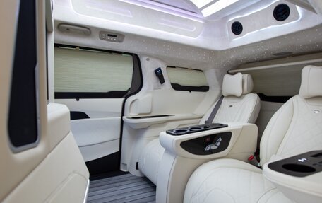 KIA Carnival, 2025 год, 9 950 469 рублей, 13 фотография