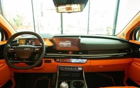 KIA Carnival, 2025 год, 10 400 469 рублей, 4 фотография