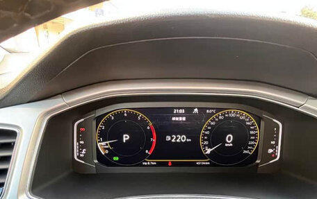 Volkswagen T-Roc I, 2023 год, 1 510 000 рублей, 10 фотография