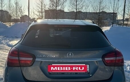 Mercedes-Benz GLA, 2018 год, 2 390 000 рублей, 3 фотография