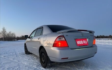 Toyota Corolla, 2004 год, 640 000 рублей, 3 фотография