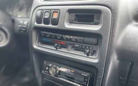 Mazda 323, 1998 год, 145 000 рублей, 15 фотография