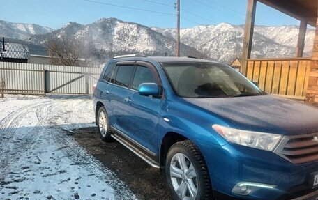 Toyota Highlander III, 2010 год, 1 950 000 рублей, 2 фотография