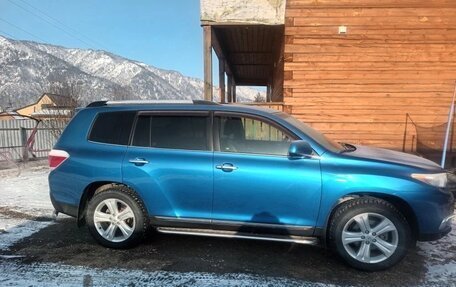 Toyota Highlander III, 2010 год, 1 950 000 рублей, 3 фотография