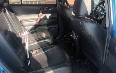 Toyota Highlander III, 2010 год, 1 950 000 рублей, 7 фотография