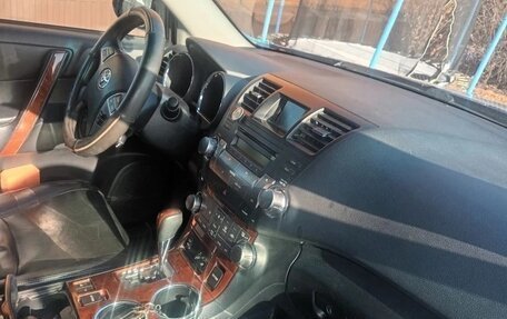 Toyota Highlander III, 2010 год, 1 950 000 рублей, 9 фотография