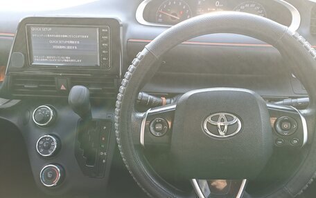 Toyota Sienta II, 2019 год, 1 250 000 рублей, 5 фотография