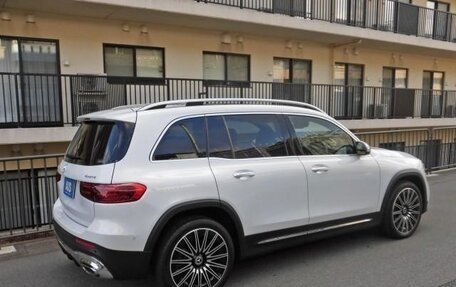 Mercedes-Benz GLB, 2022 год, 2 900 001 рублей, 8 фотография